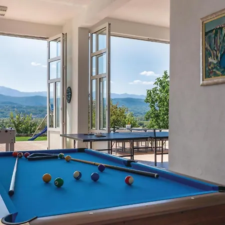 Hébergement de vacances Six-bedroom In Glavina Donja Glavina Donja