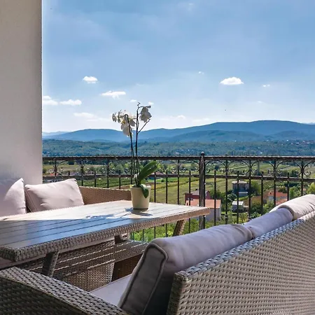 Six-bedroom In Glavina Donja *